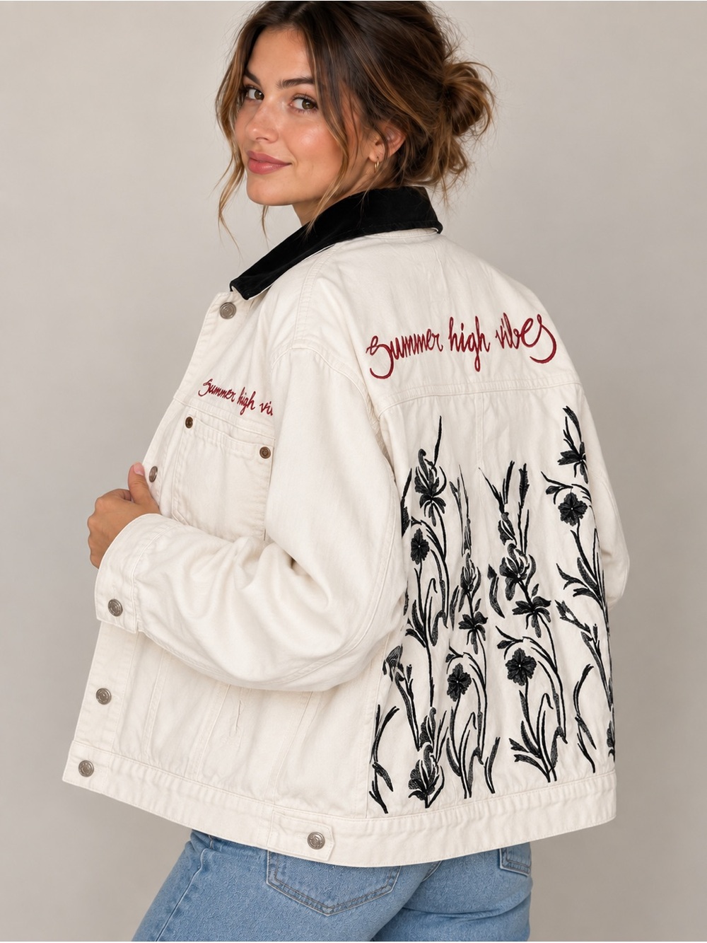 Zara Denim Jacket Size M White Summer High Vibes Floral Embroidered